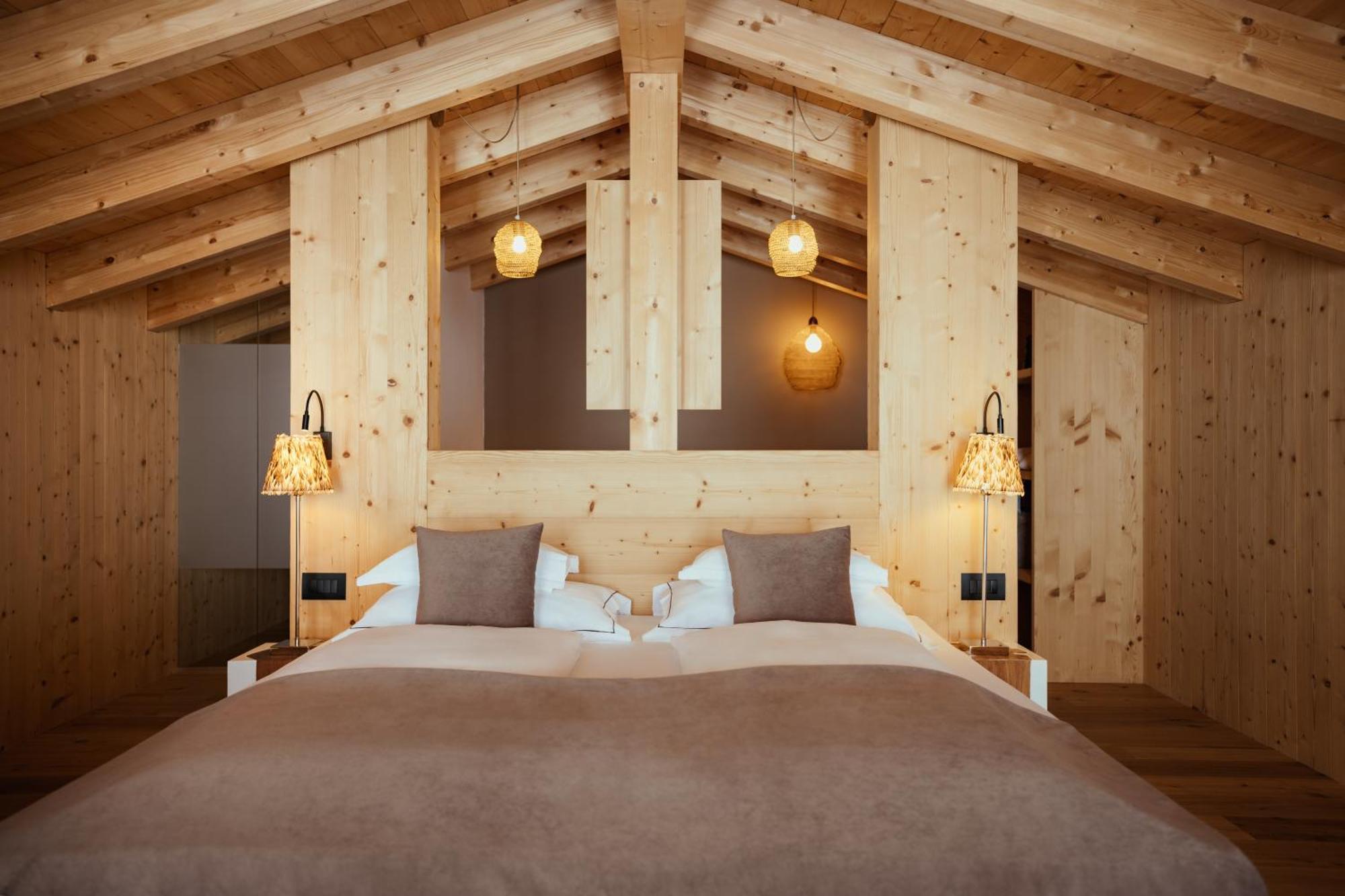 Villa Flora Mountain Lodges Сан-Кассіано Екстер'єр фото
